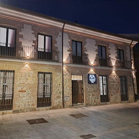 Apartamentos Turisticos Avila Puerta De San Isidro 1-4 Exterior photo