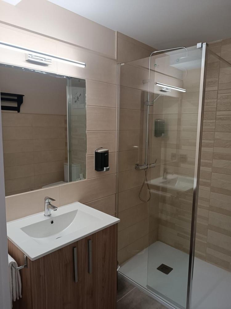 Apartamentos Turisticos Avila Puerta De San Isidro 1-4 Exterior photo